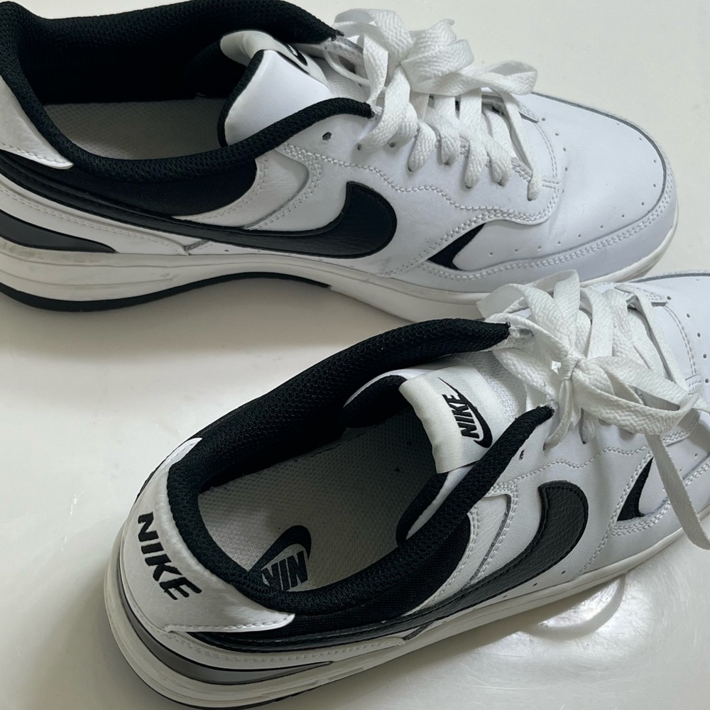 Nike Classic White and Black Athletic Shoes